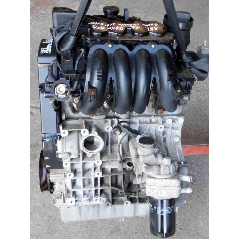 Акл 1.6 купить. Двигатель AKL 1.6. Мотор AKL 1.6 101 Л.С. Гольф 4 двигатель 1.6 AKL.